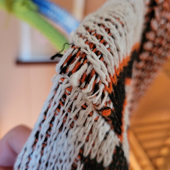 Vintage 70s Bobbi Ann of Boston printed shawl collar, long cardigan with tie. - Picture 7 of 9